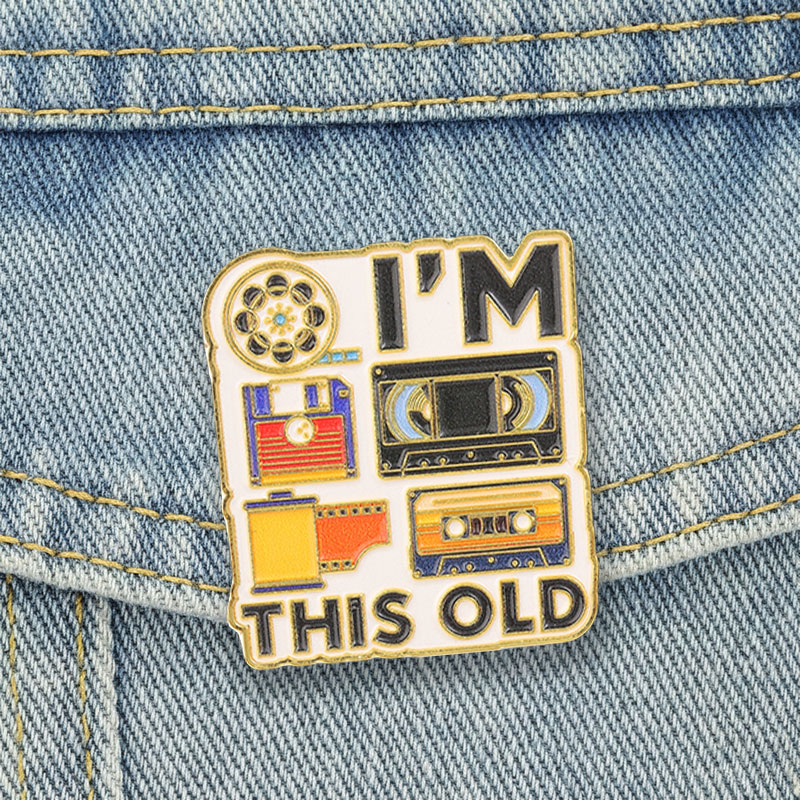 I'm This Old Badge Cartoon Ret - огляд і ціна Reel Bag